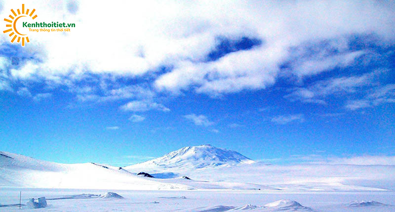Hoang mạc Nam cực là hoang mạc lớn nhất thế giới ở Nam cực
