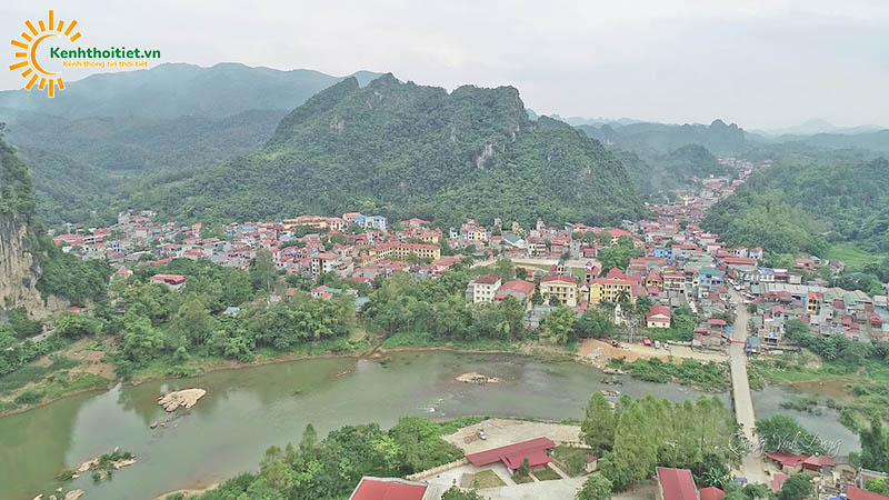 Tổng quan về huyện Văn Lãng
